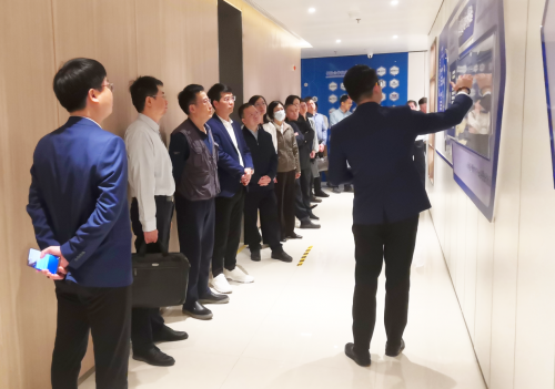 科技賦能，創(chuàng)新引領(lǐng) 中國銀保監(jiān)會(huì)保險(xiǎn)中介監(jiān)管部調(diào)研白鴿寶科技中介服務(wù)